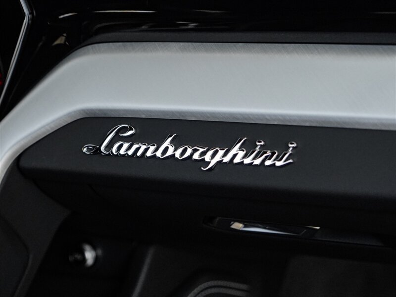 2021 Lamborghini Urus - Photo 41 - Bonita Springs, FL 34134