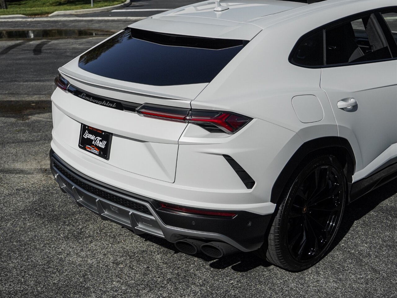 2021 Lamborghini Urus   - Photo 65 - Bonita Springs, FL 34134