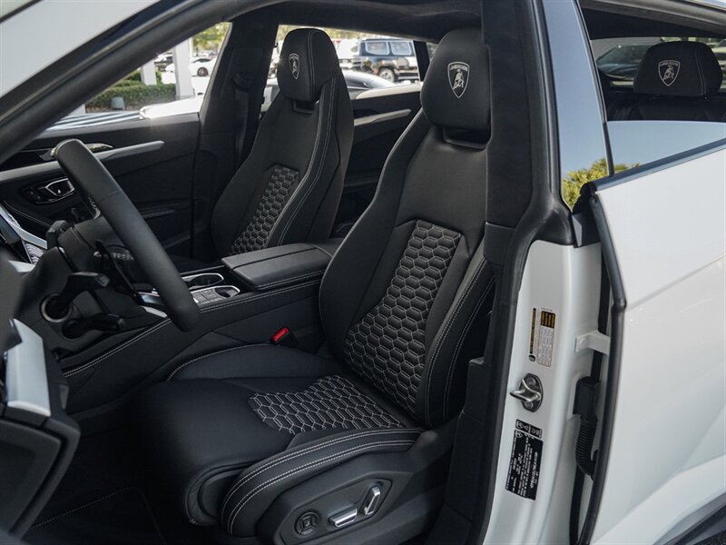 2021 Lamborghini Urus - Photo 23 - Bonita Springs, FL 34134