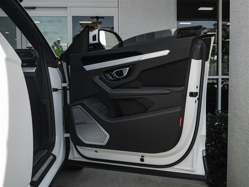 2021 Lamborghini Urus - Photo 42 - Bonita Springs, FL 34134