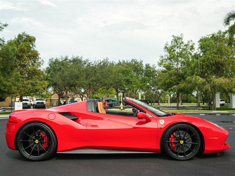 2018 Ferrari 488 Spider   - Photo 71 - Bonita Springs, FL 34134
