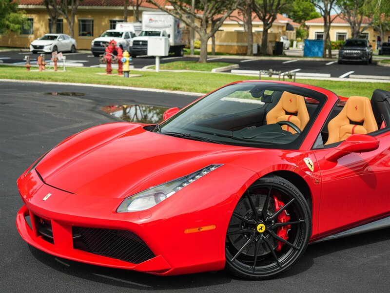 2018 Ferrari 488 Spider   - Photo 9 - Bonita Springs, FL 34134