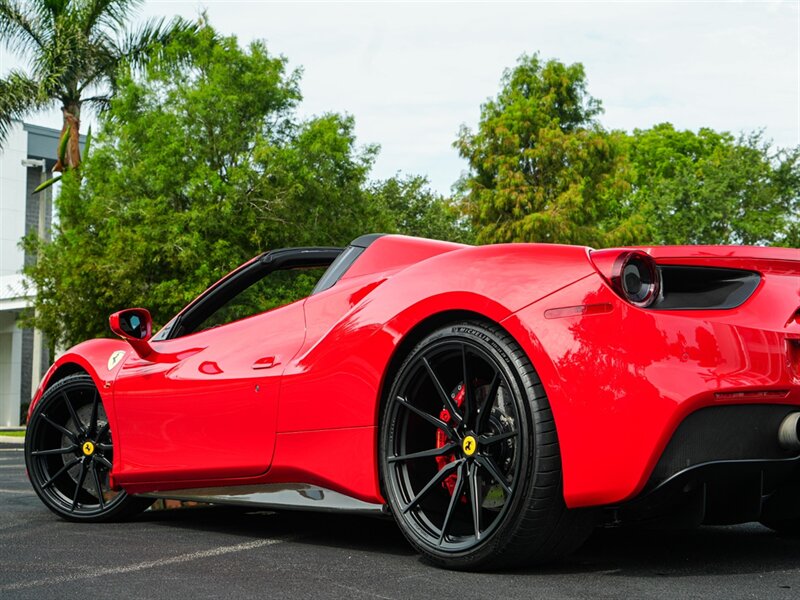 2018 Ferrari 488 Spider   - Photo 56 - Bonita Springs, FL 34134