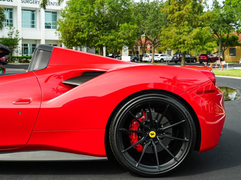 2018 Ferrari 488 Spider   - Photo 48 - Bonita Springs, FL 34134