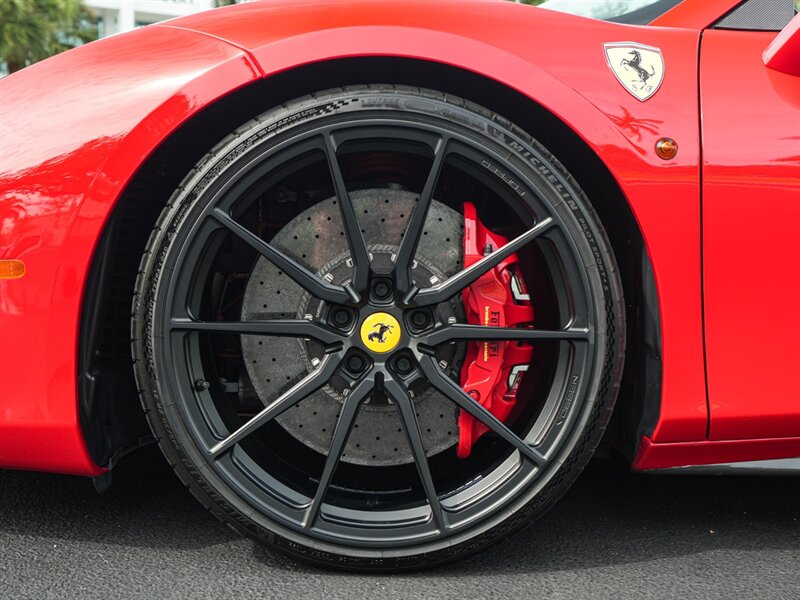 2018 Ferrari 488 Spider   - Photo 47 - Bonita Springs, FL 34134