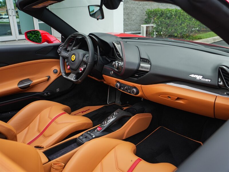 2018 Ferrari 488 Spider   - Photo 30 - Bonita Springs, FL 34134