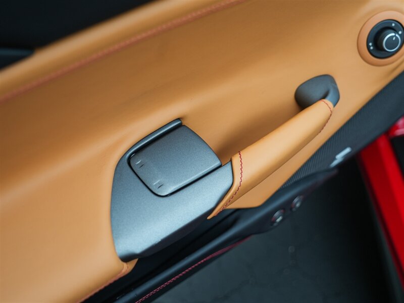 2018 Ferrari 488 Spider   - Photo 27 - Bonita Springs, FL 34134