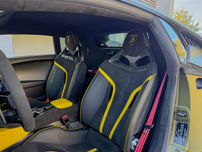 2023 Lamborghini Huracan Tecnica   - Photo 21 - Bonita Springs, FL 34134