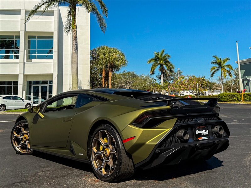 2023 Lamborghini Huracan Tecnica   - Photo 48 - Bonita Springs, FL 34134