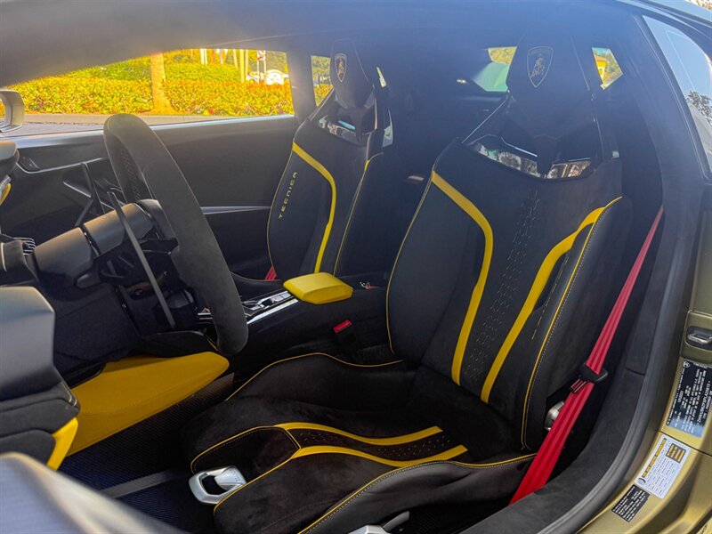 2023 Lamborghini Huracan Tecnica   - Photo 21 - Bonita Springs, FL 34134