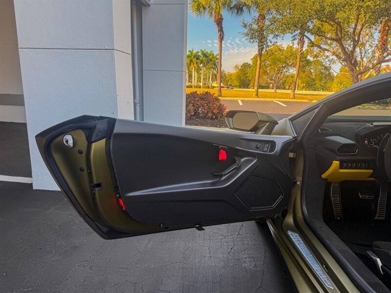 2023 Lamborghini Huracan Tecnica   - Photo 25 - Bonita Springs, FL 34134