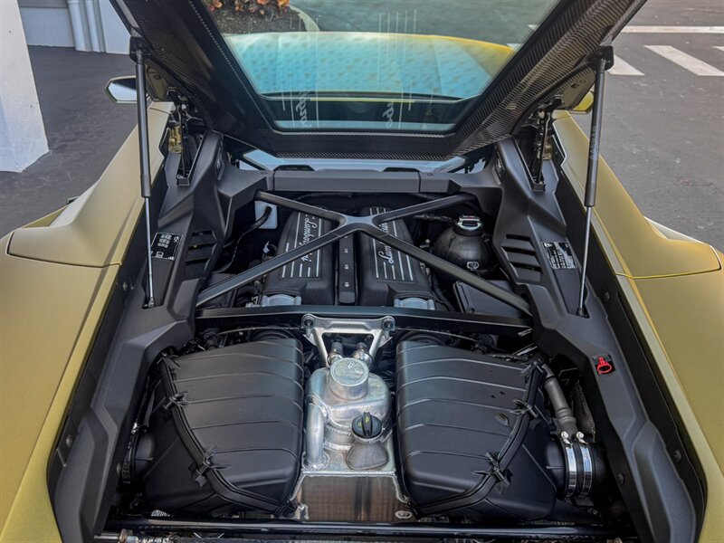 2023 Lamborghini Huracan Tecnica   - Photo 39 - Bonita Springs, FL 34134
