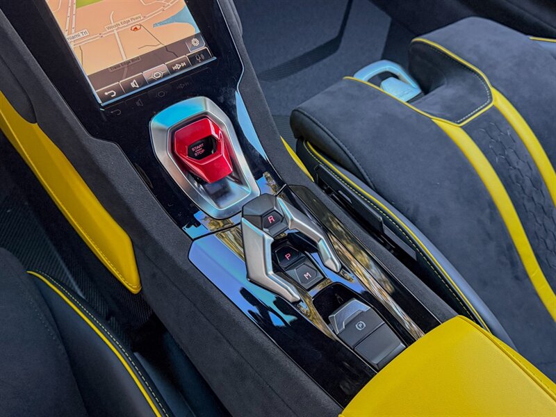 2023 Lamborghini Huracan Tecnica   - Photo 18 - Bonita Springs, FL 34134