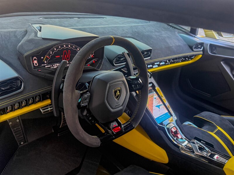 2023 Lamborghini Huracan Tecnica   - Photo 30 - Bonita Springs, FL 34134