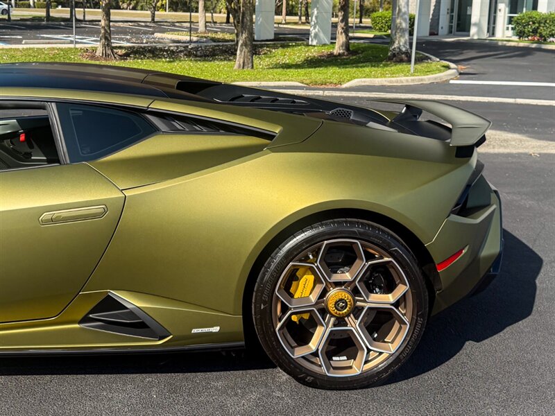 2023 Lamborghini Huracan Tecnica   - Photo 46 - Bonita Springs, FL 34134