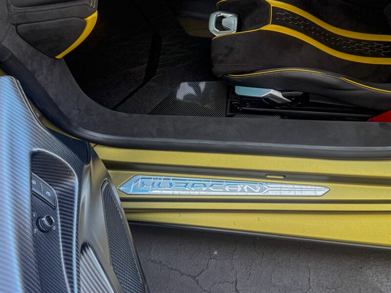2023 Lamborghini Huracan Tecnica   - Photo 28 - Bonita Springs, FL 34134