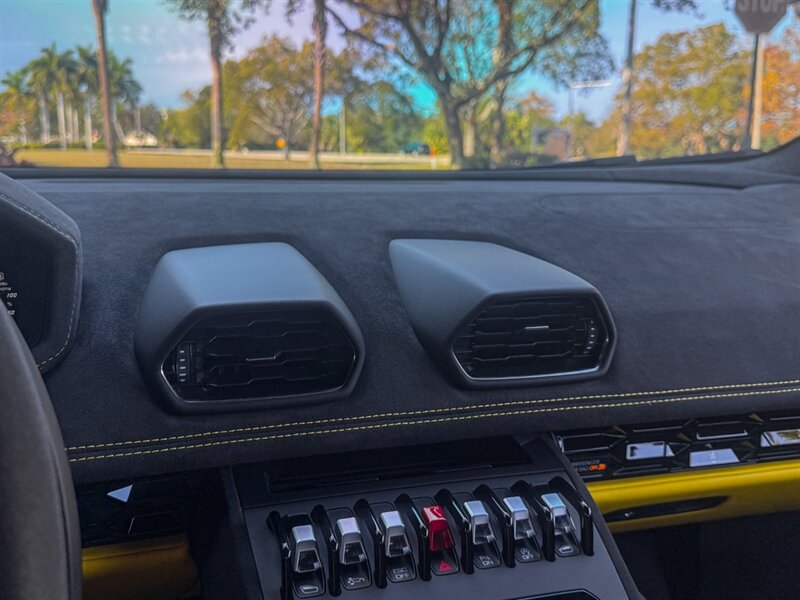 2023 Lamborghini Huracan Tecnica   - Photo 15 - Bonita Springs, FL 34134