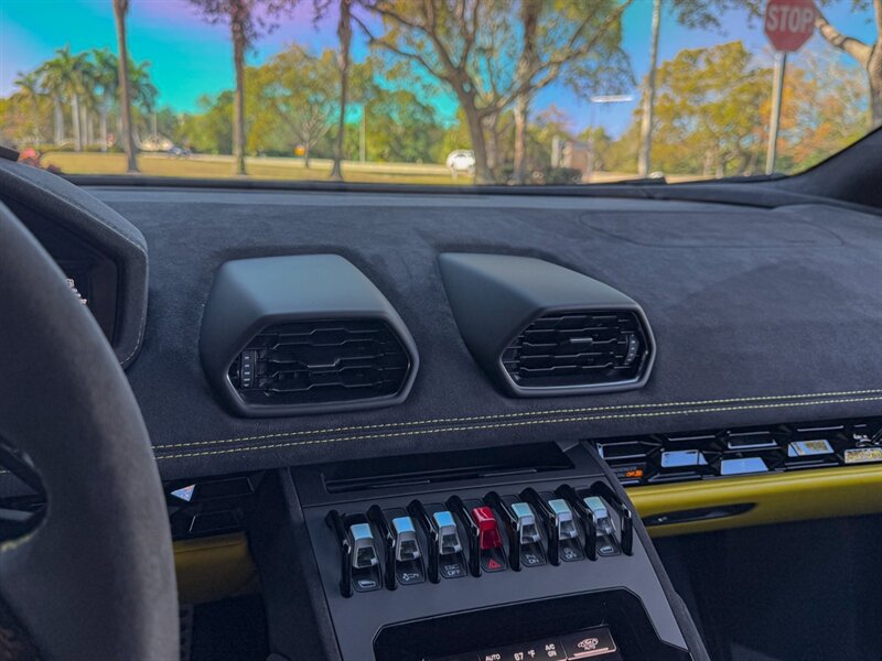 2023 Lamborghini Huracan Tecnica   - Photo 15 - Bonita Springs, FL 34134