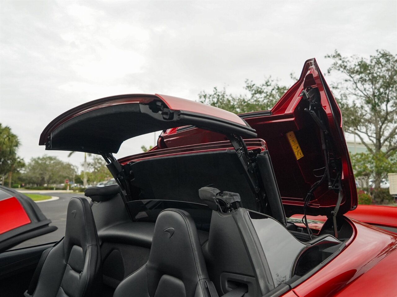 2016 McLaren 650S Spider   - Photo 42 - Bonita Springs, FL 34134