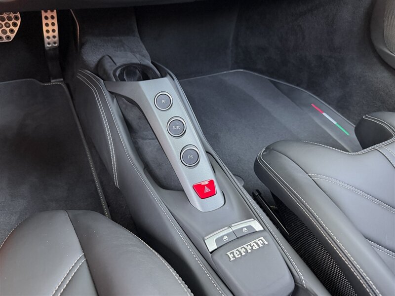 2017 Ferrari 488 GTB - Photo 17 - Bonita Springs, FL 34134