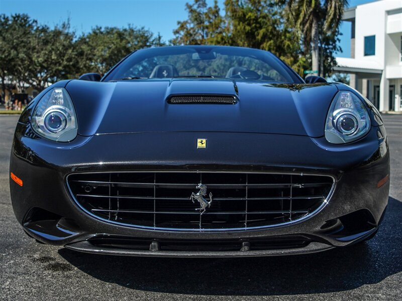 2011 Ferrari California   - Photo 4 - Bonita Springs, FL 34134