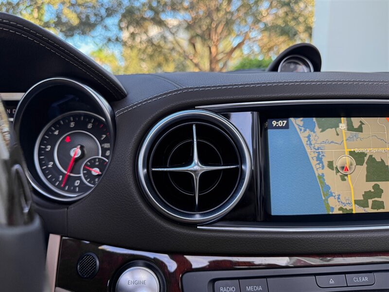 2018 Mercedes-Benz SL 550 - Photo 16 - Bonita Springs, FL 34134
