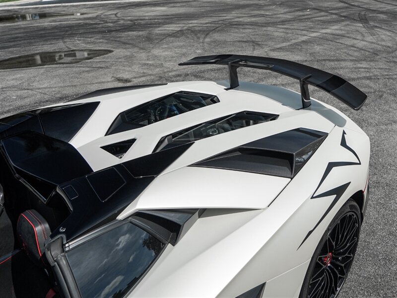 2017 Lamborghini Aventador LP 750-4 SV Roadster - Photo 57 - Bonita Springs, FL 34134
