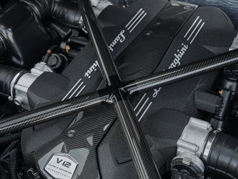 2017 Lamborghini Aventador LP 750-4 SV Roadster - Photo 43 - Bonita Springs, FL 34134