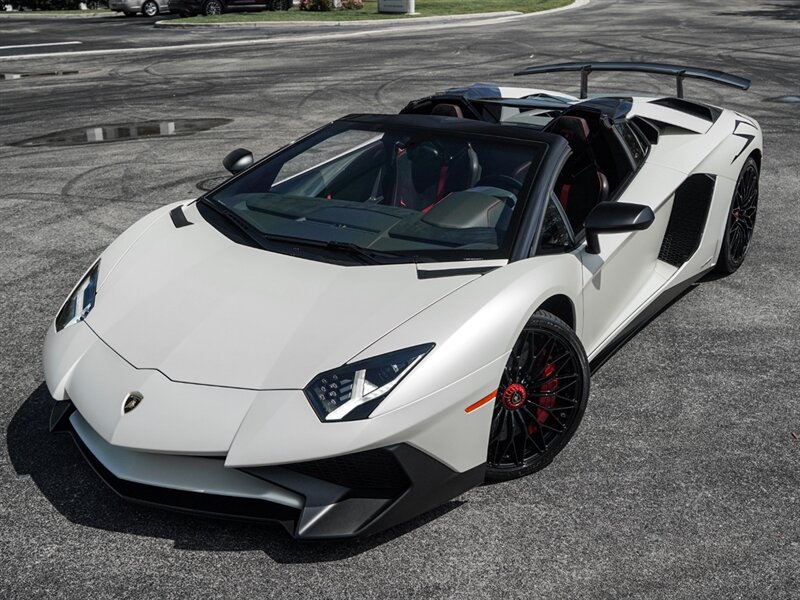 2017 Lamborghini Aventador LP 750-4 SV Roadster - Photo 9 - Bonita Springs, FL 34134