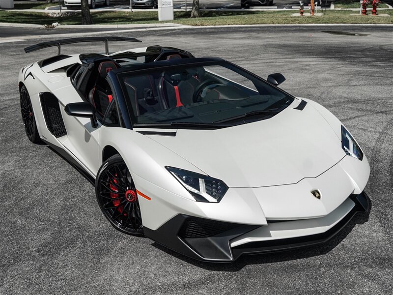2017 Lamborghini Aventador LP 750-4 SV Roadster - Photo 81 - Bonita Springs, FL 34134