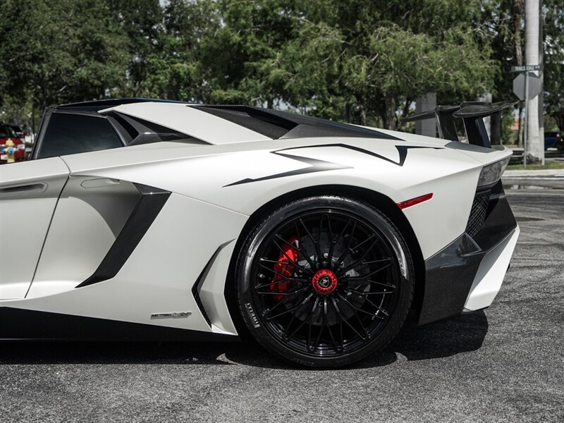 2017 Lamborghini Aventador LP 750-4 SV Roadster - Photo 49 - Bonita Springs, FL 34134