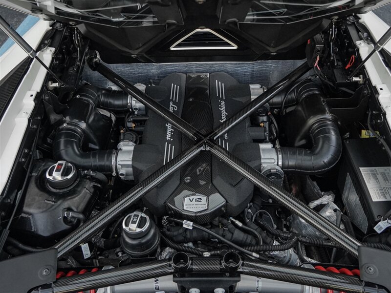 2017 Lamborghini Aventador LP 750-4 SV Roadster - Photo 41 - Bonita Springs, FL 34134