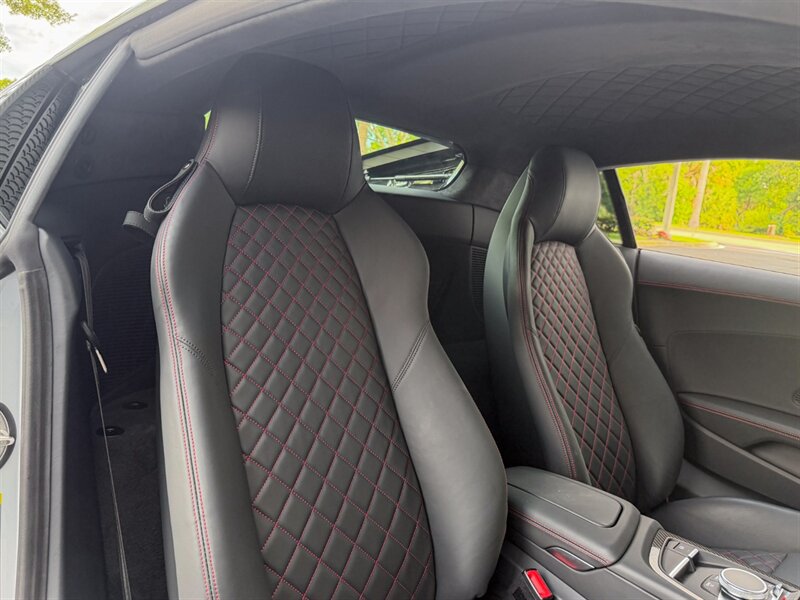 2023 Audi R8 5.2 quattro V10 performan - Photo 33 - Bonita Springs, FL 34134