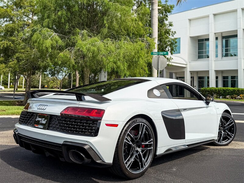 2023 Audi R8 5.2 quattro V10 performan - Photo 61 - Bonita Springs, FL 34134