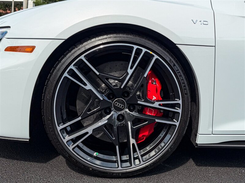 2023 Audi R8 5.2 quattro V10 performan - Photo 45 - Bonita Springs, FL 34134