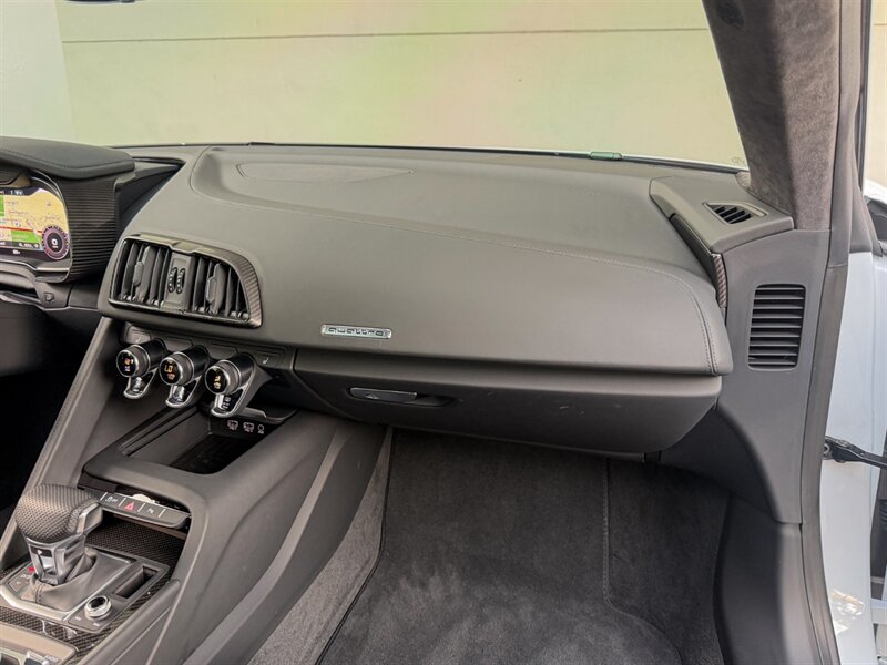 2023 Audi R8 5.2 quattro V10 performan - Photo 37 - Bonita Springs, FL 34134