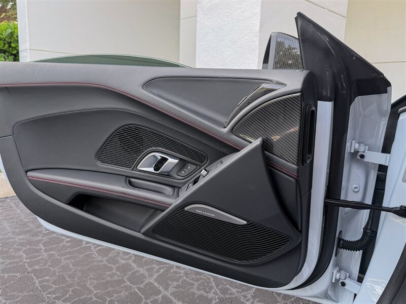 2023 Audi R8 5.2 quattro V10 performan - Photo 26 - Bonita Springs, FL 34134