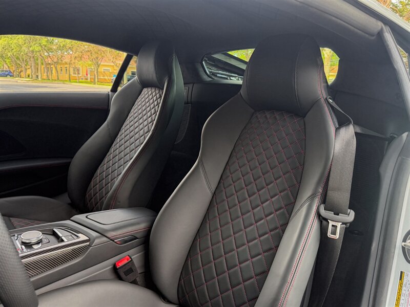 2023 Audi R8 5.2 quattro V10 performan - Photo 23 - Bonita Springs, FL 34134