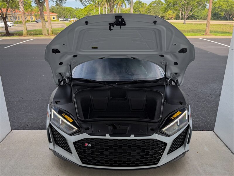 2023 Audi R8 5.2 quattro V10 performan - Photo 41 - Bonita Springs, FL 34134