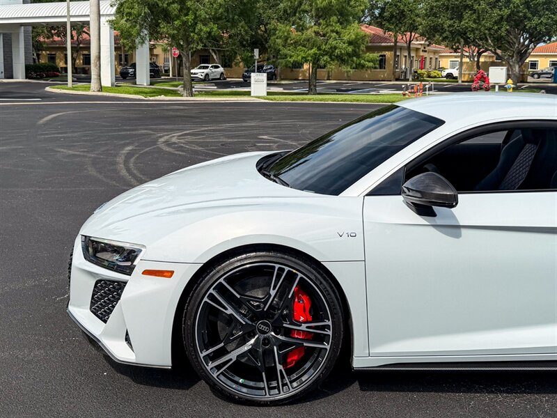 2023 Audi R8 5.2 quattro V10 performan - Photo 44 - Bonita Springs, FL 34134