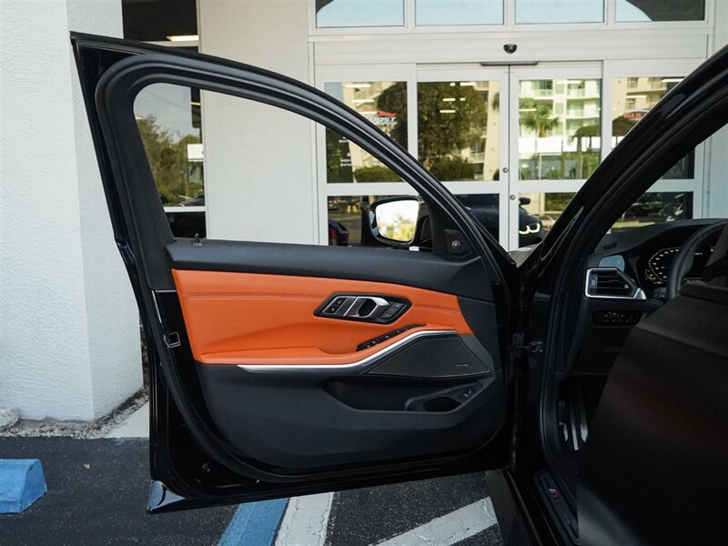 2021 BMW M3 Competition - Photo 29 - Bonita Springs, FL 34134