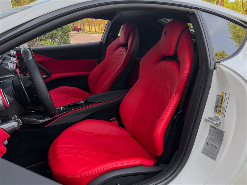2019 Ferrari 812 Superfast   - Photo 18 - Bonita Springs, FL 34134