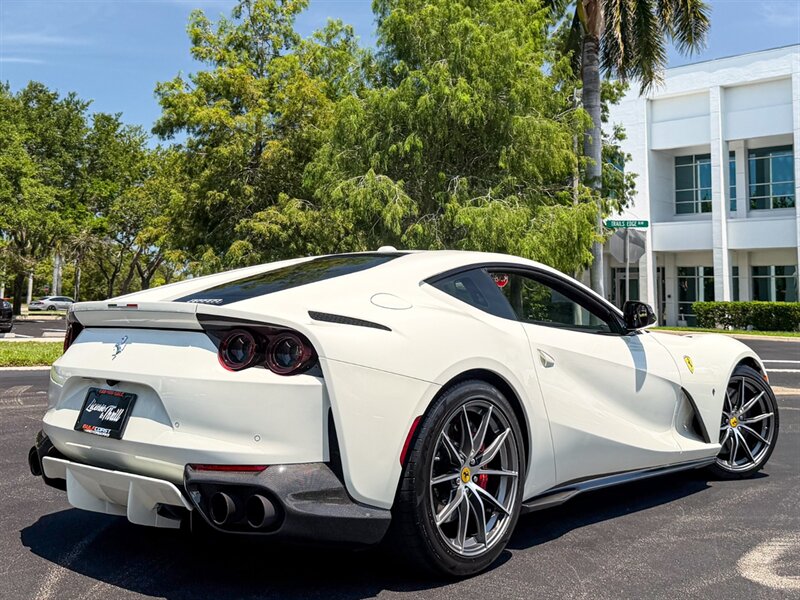 2019 Ferrari 812 Superfast   - Photo 55 - Bonita Springs, FL 34134