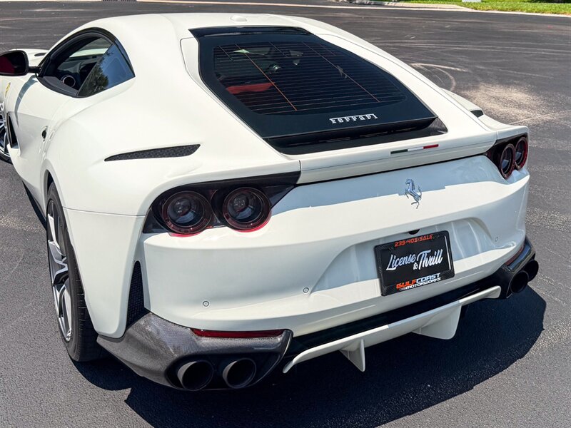 2019 Ferrari 812 Superfast   - Photo 47 - Bonita Springs, FL 34134