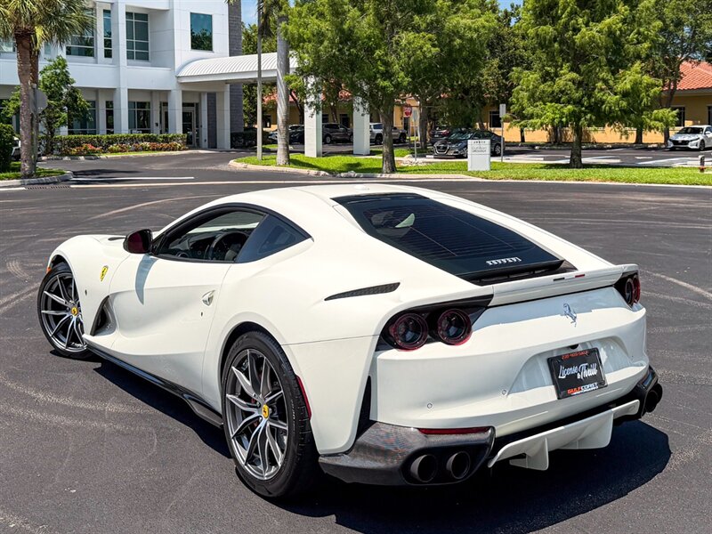 2019 Ferrari 812 Superfast   - Photo 42 - Bonita Springs, FL 34134