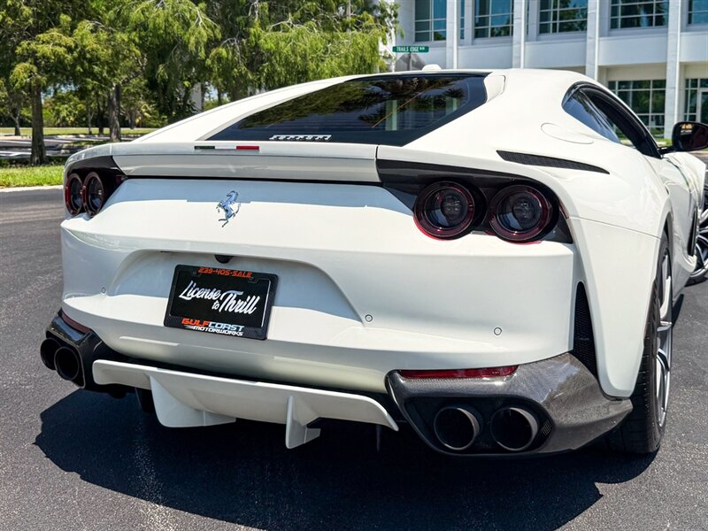 2019 Ferrari 812 Superfast   - Photo 54 - Bonita Springs, FL 34134