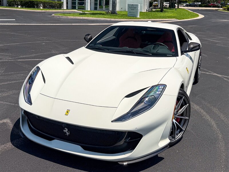 2019 Ferrari 812 Superfast   - Photo 7 - Bonita Springs, FL 34134
