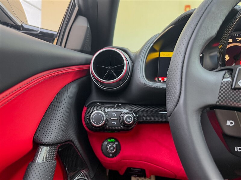 2019 Ferrari 812 Superfast   - Photo 17 - Bonita Springs, FL 34134