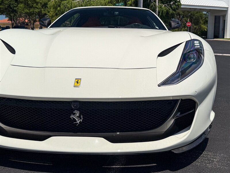 2019 Ferrari 812 Superfast   - Photo 3 - Bonita Springs, FL 34134