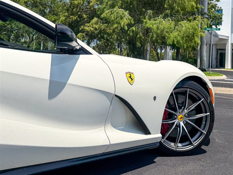 2019 Ferrari 812 Superfast   - Photo 57 - Bonita Springs, FL 34134
